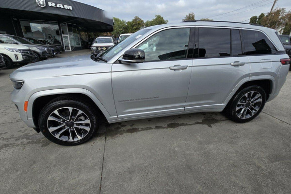 2023 Jeep Grand Cherokee WL Overland SUV