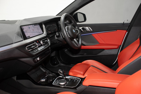 2021 BMW 1 Series M135i xDrive Hatch image 27