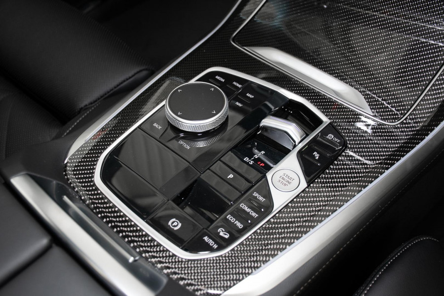 2026 BMW X5 G05 LCI M60i SUV
