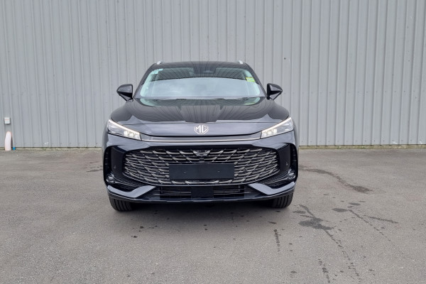 2025 MY24.5 MG HS AS33 Essence SUV