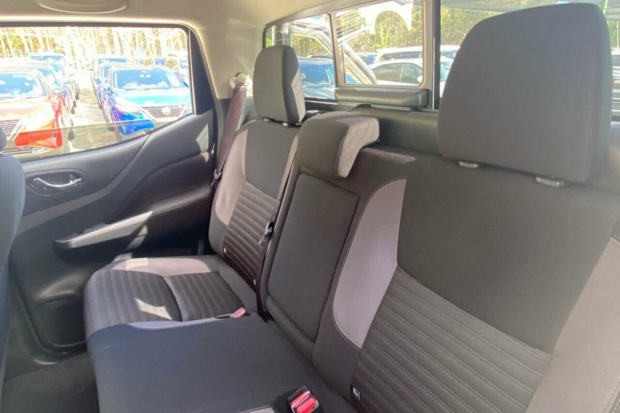 2024 Nissan Navara D23 ST Ute Image 24