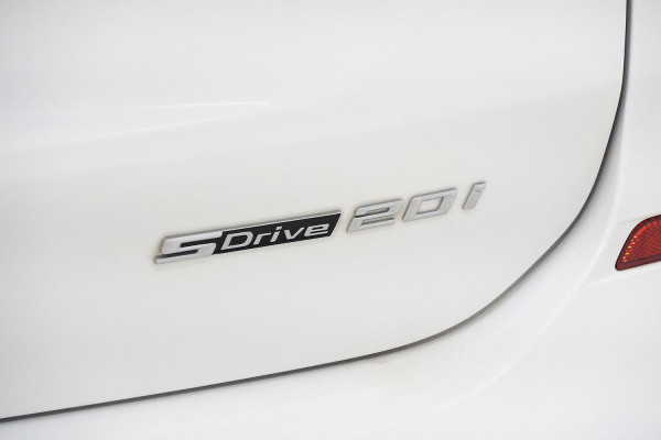 2021 BMW X1 F48 LCI sDrive20i SUV image 6