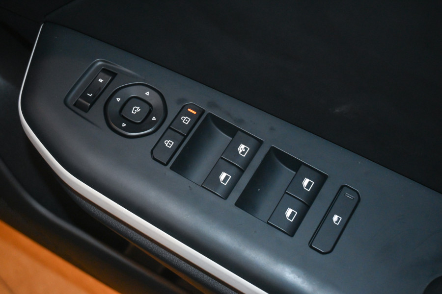 2025 Kia K4 CL4m GT-Line Sedan Image 10
