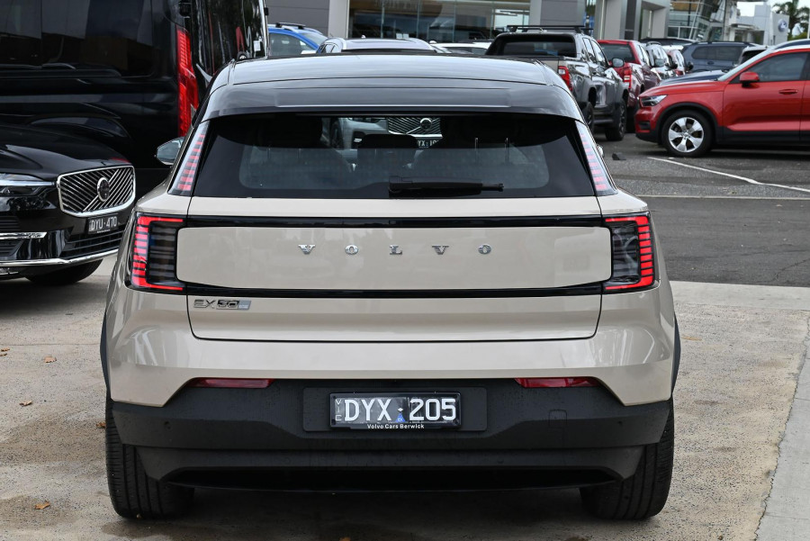 2026 Volvo EX30  Single Motor Extended Range Plus SUV Image 4