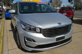 Kia Carnival S YP