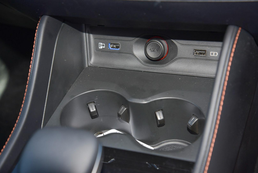 2024 MY24.5 MG HS AS33 Vibe SUV Image 19