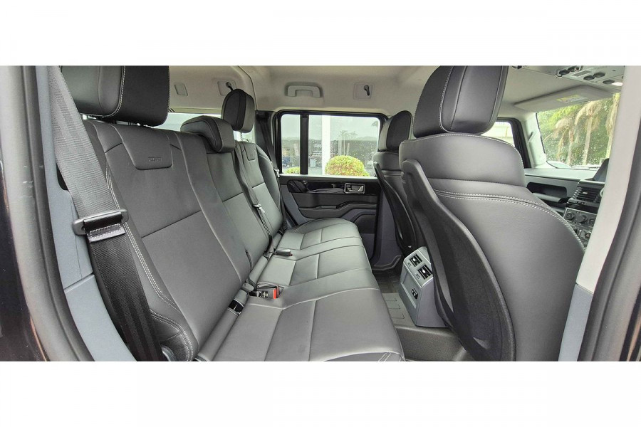 2024 INEOS Grenadier Station Wagon Wagon Image 9