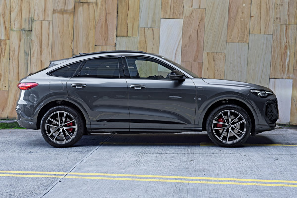 2026 Audi Q5 e-hybrid 270kW SUV image 3