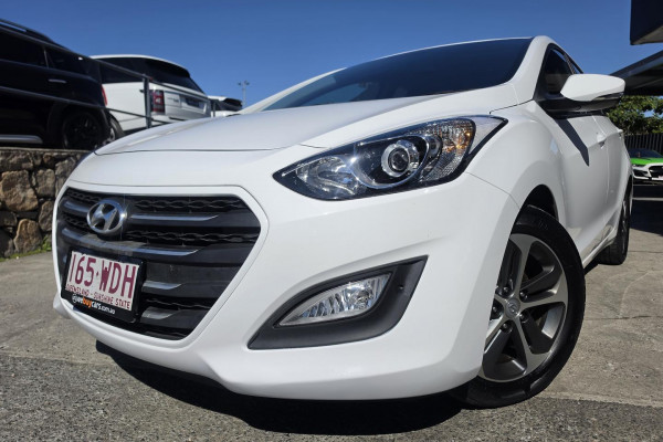 2015 MY16 Hyundai i30 GD3 Series II Active X Hatch Image 2
