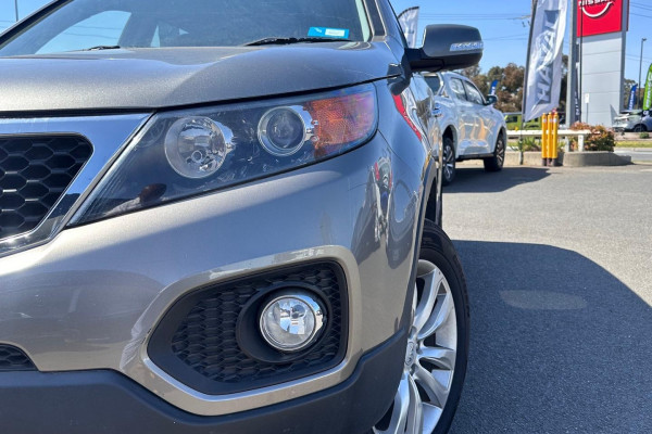 2011 Kia Sorento XM SLi SUV Image 2