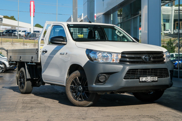 2020 Toyota HiLux Cab Chassis