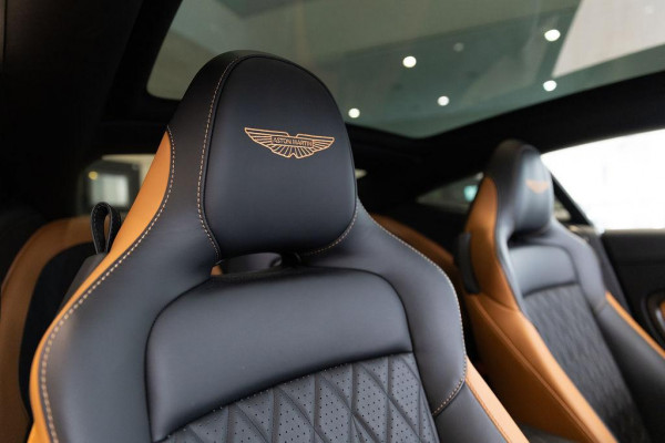 2025 Aston Martin DB12   Coupe Image 5