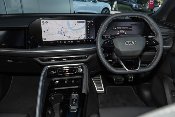 2026 Audi Q5 e-hybrid 270kW SUV image 7
