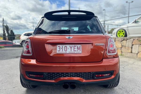 2012 MINI Cooper R56 LCI Cooper S Hatch Image 7