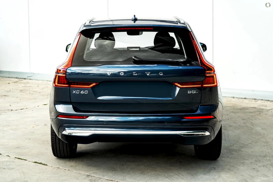 2026 Volvo XC60 UZ Plus B5 Bright SUV Image 4