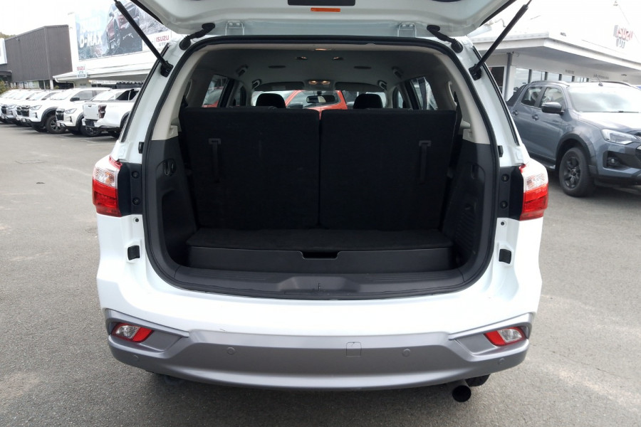 2020 MY19 Isuzu MU-X LS-M SUV Image 15