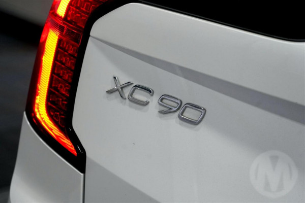 2026 Volvo XC90 L Series Ultra B5 Dark SUV Image 21
