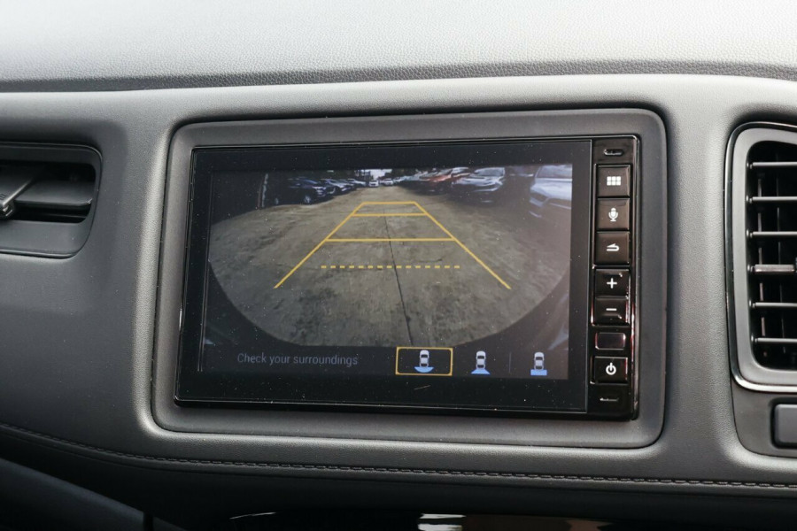 2020 MY21 Honda HR-V  VTi SUV Image 15