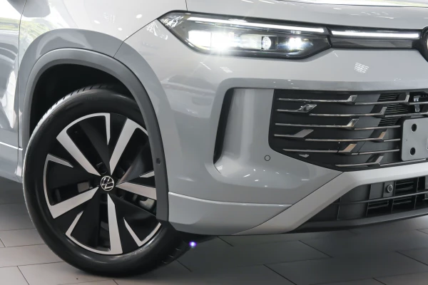 2025 Volkswagen Tayron R4 150TSI Elegance SUV Image 6