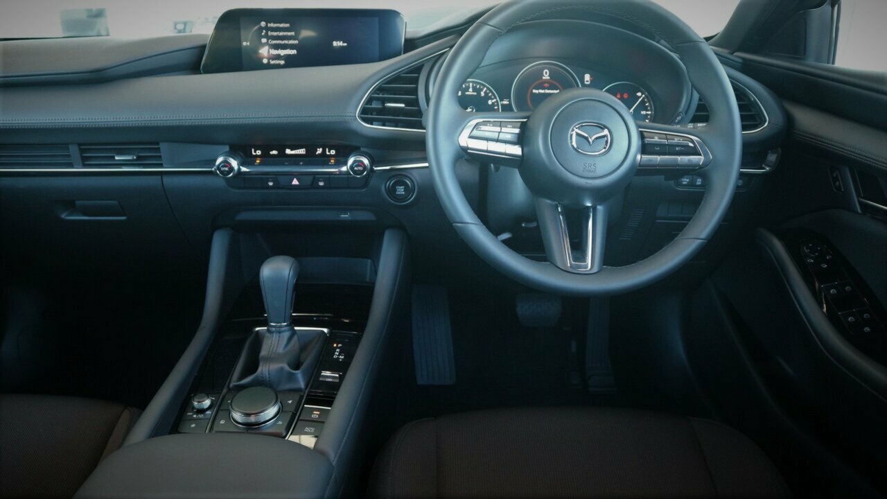 2020 Mazda 3 BP G20 Evolve Hatch Hatchback Image 14