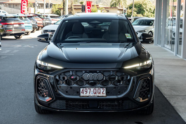 2026 Audi SQ5  SUV image 3