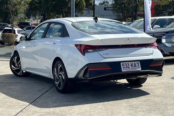 2024 Hyundai i30 CN7.V2 Elite Sedan Image 2