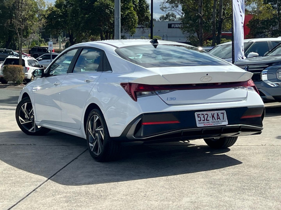 2024 Hyundai i30 CN7.V2 Elite Sedan Image 2