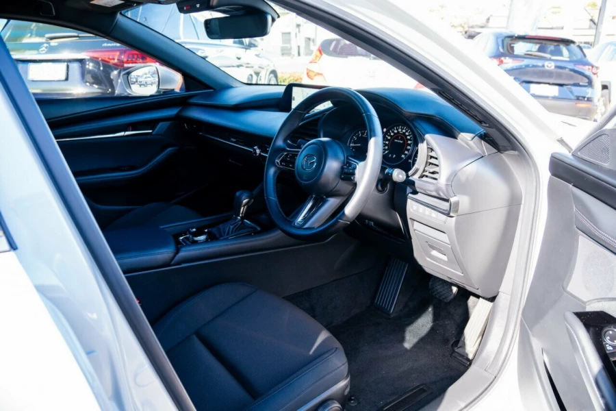2024 Mazda 3 BP Series G20 Evolve Hatch Image 16