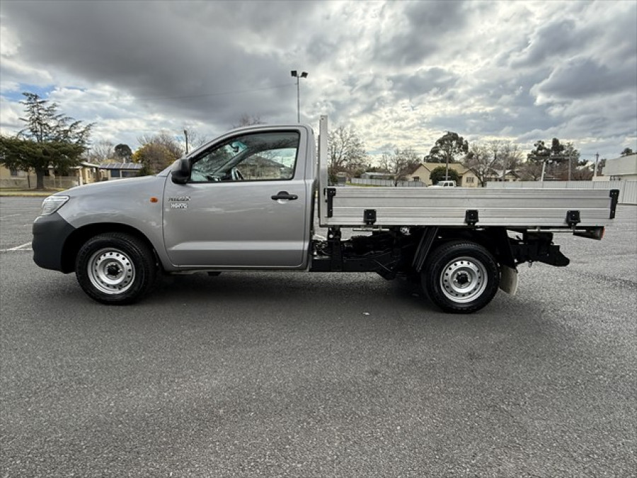 2015 MY14 Toyota HiLux WorkMate Single Cab Chassis Image 6