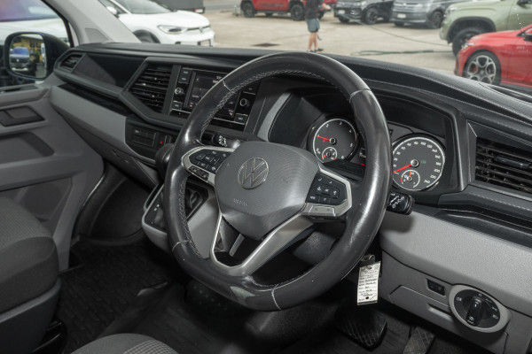2021 Volkswagen Transporter T6.1 Van Image 6