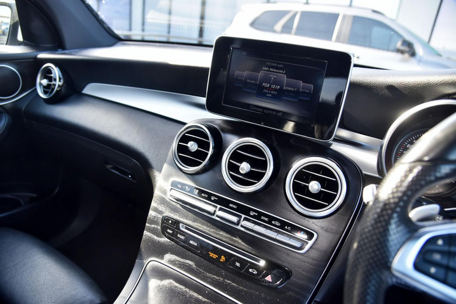 2016 Mercedes-Benz GLC-Class X253 GLC250 SUV Image 7