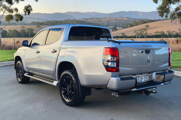 2021 MY22 Mitsubishi Triton MR GLX-R Ute Image 5
