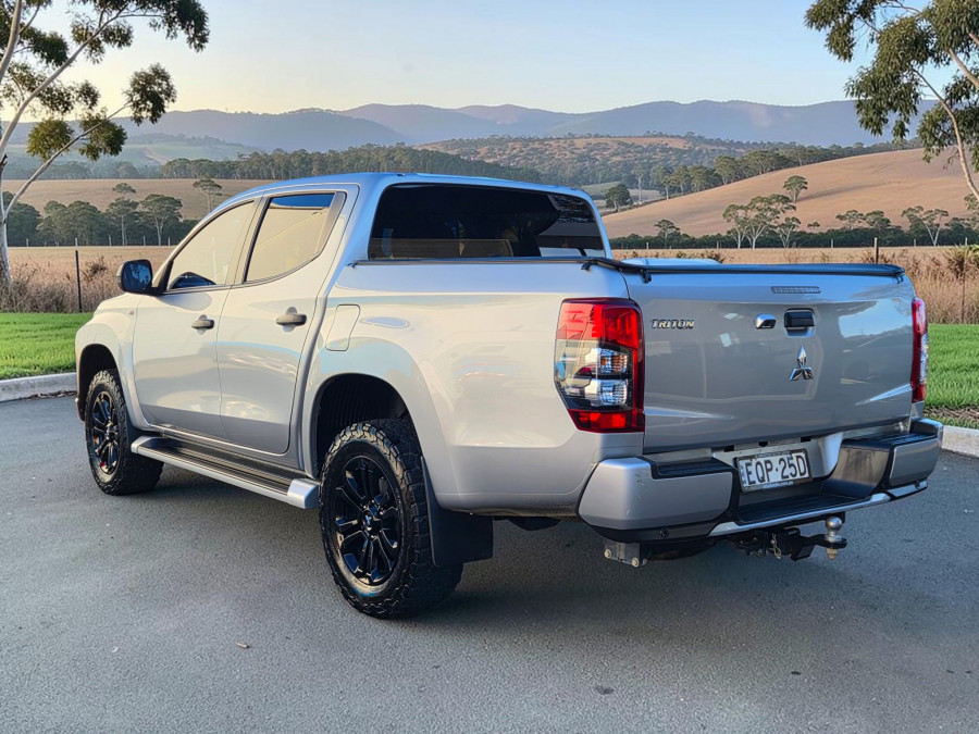 2021 MY22 Mitsubishi Triton MR GLX-R Ute Image 5