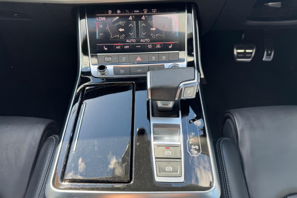 2022 Audi Q7 4M 55 TFSI S line SUV Image 14