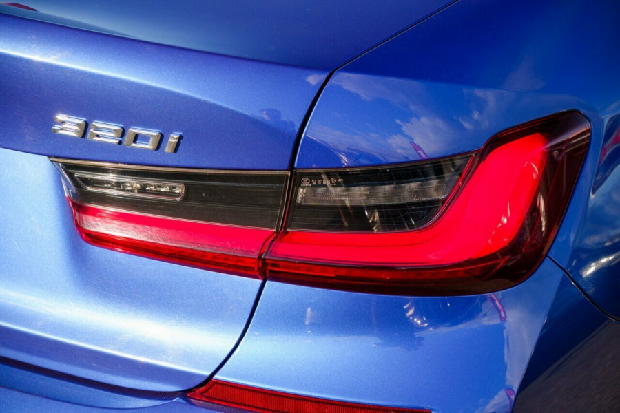 2022 BMW 3 Series G20 320i M Sport Sedan Image 7