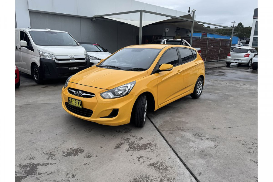 2014 Hyundai Accent RB2 Active Hatch Image 8