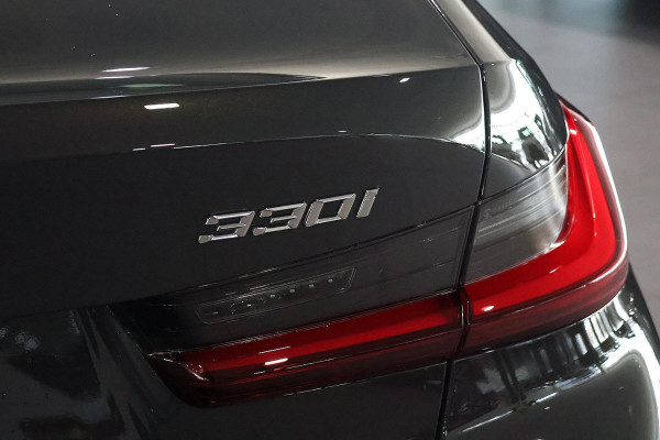 2025 BMW 3 Series G20 LCI II 330i M Sport Sedan image 4