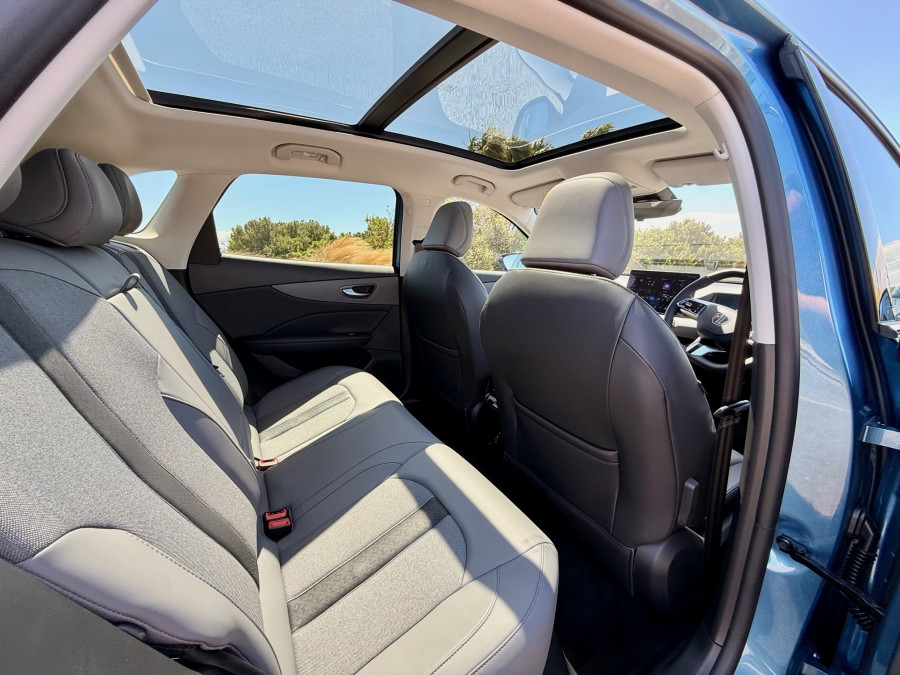2026 MY25 MG MGS5 EV ZS3EM Essence 62 SUV Image 11