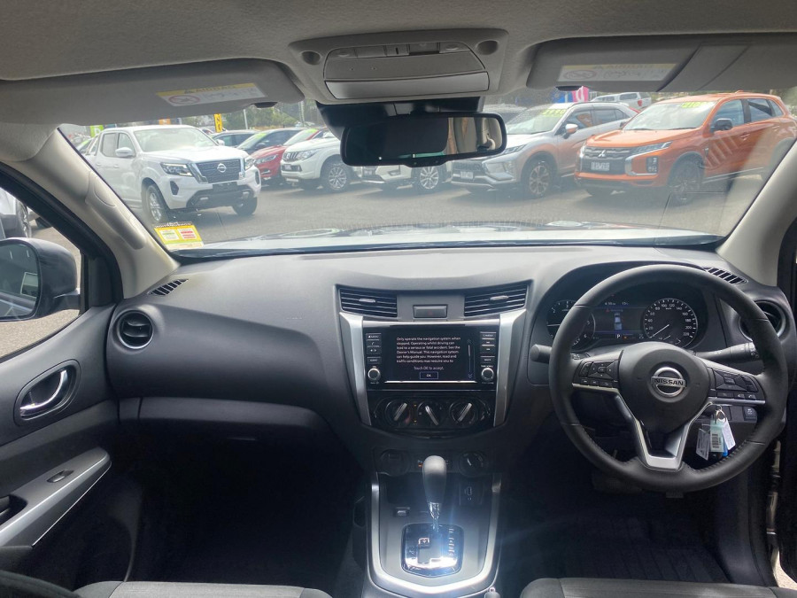 2025 Nissan Navara D23 ST Ute Image 23