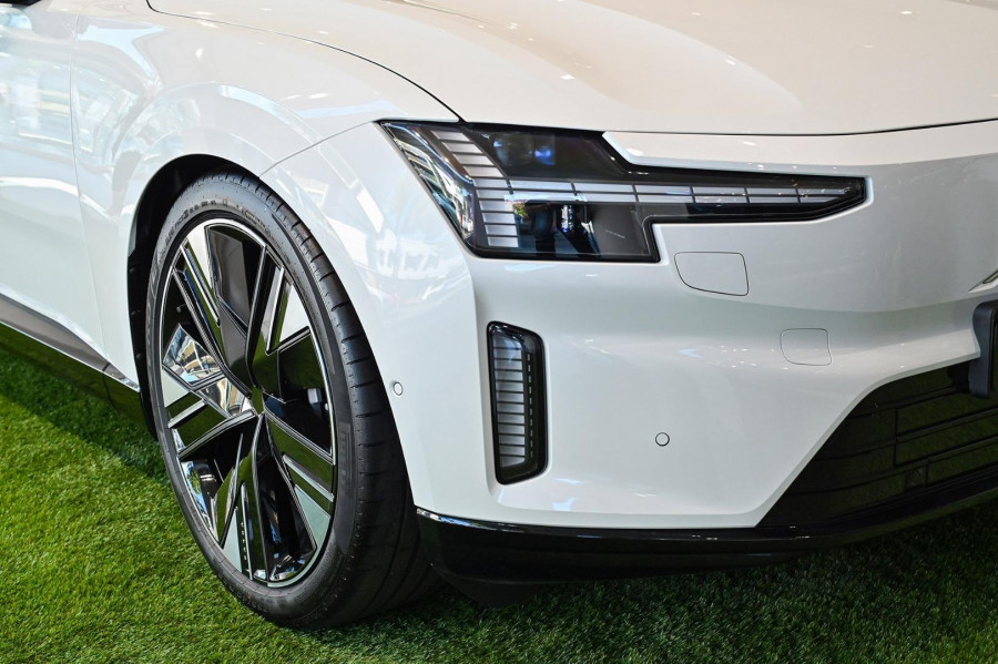 2026 Volvo ES90  Ultra Single Motor Sedan Image 19