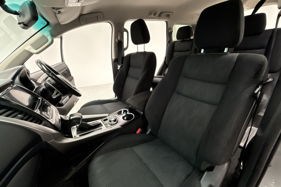 2016 Mitsubishi Pajero Sport QE GLX SUV Image 11
