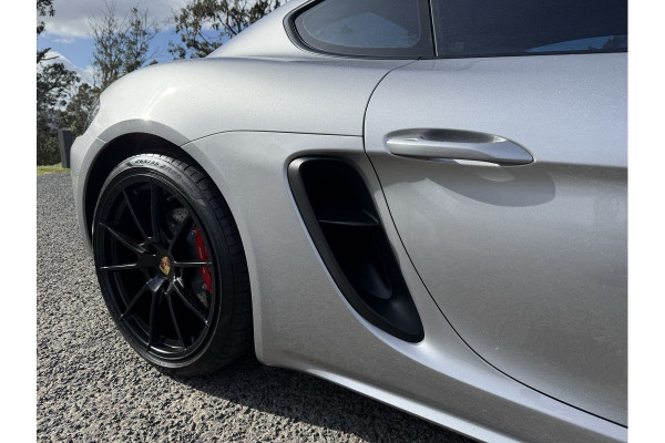 2023 MY24 Porsche 718 982 Cayman GTS 4.0 Coupe Image 11