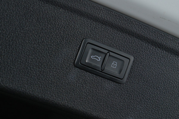 2022 Audi SQ5 FY TDI SUV image 17