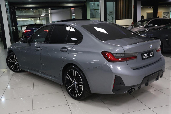 2023 BMW 3 Series G20 320i M Sport Sedan image 3