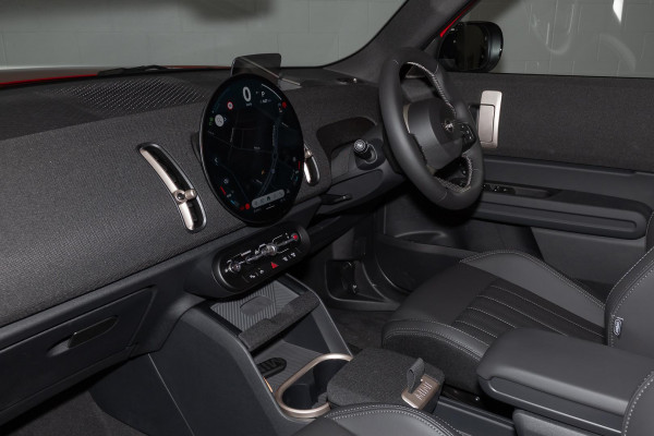 2026 MINI Countryman U25 S Favoured SUV image 7
