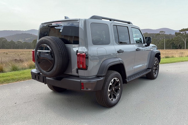 2026 GWM Tank 300 P01 Ultra Hi4-T PHEV SUV Image 8