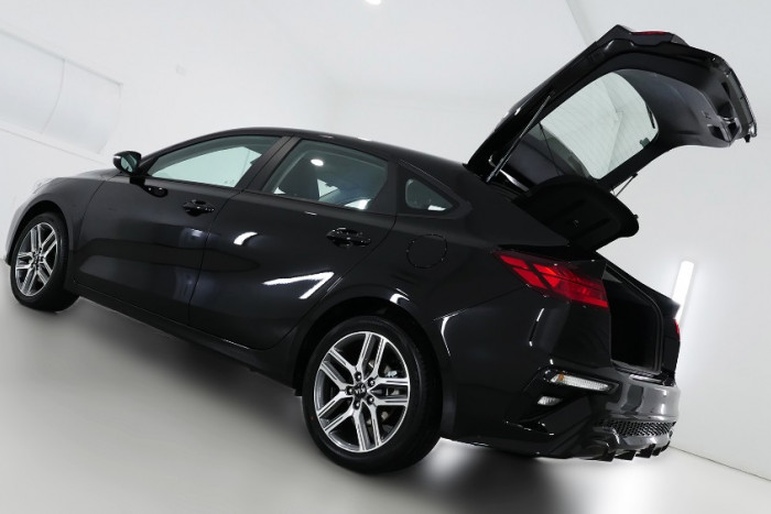 2019 MY20 Kia Cerato Hatch BD Sport with Safety Pack Hatchback Image 22