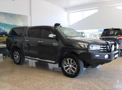 Toyota HiLux SR5 GUN126R