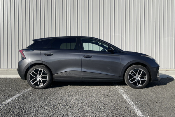 2024 MY23 MG MG4 MEH32 Essence 64 Hatch
