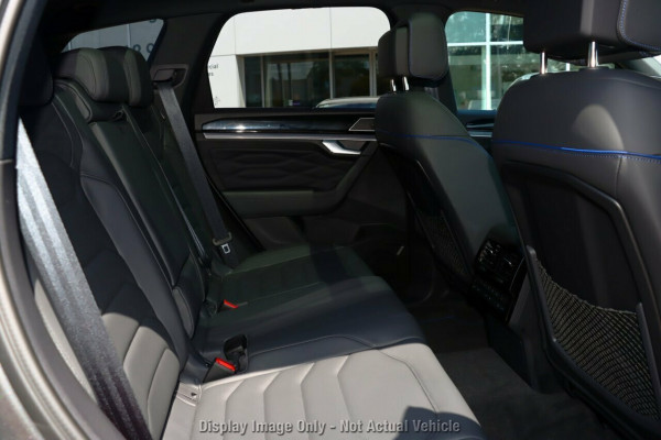 2026 Volkswagen Touareg RC R SUV Image 8